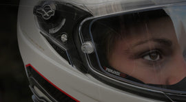 What is a Pinlock anti-fog insert lens?