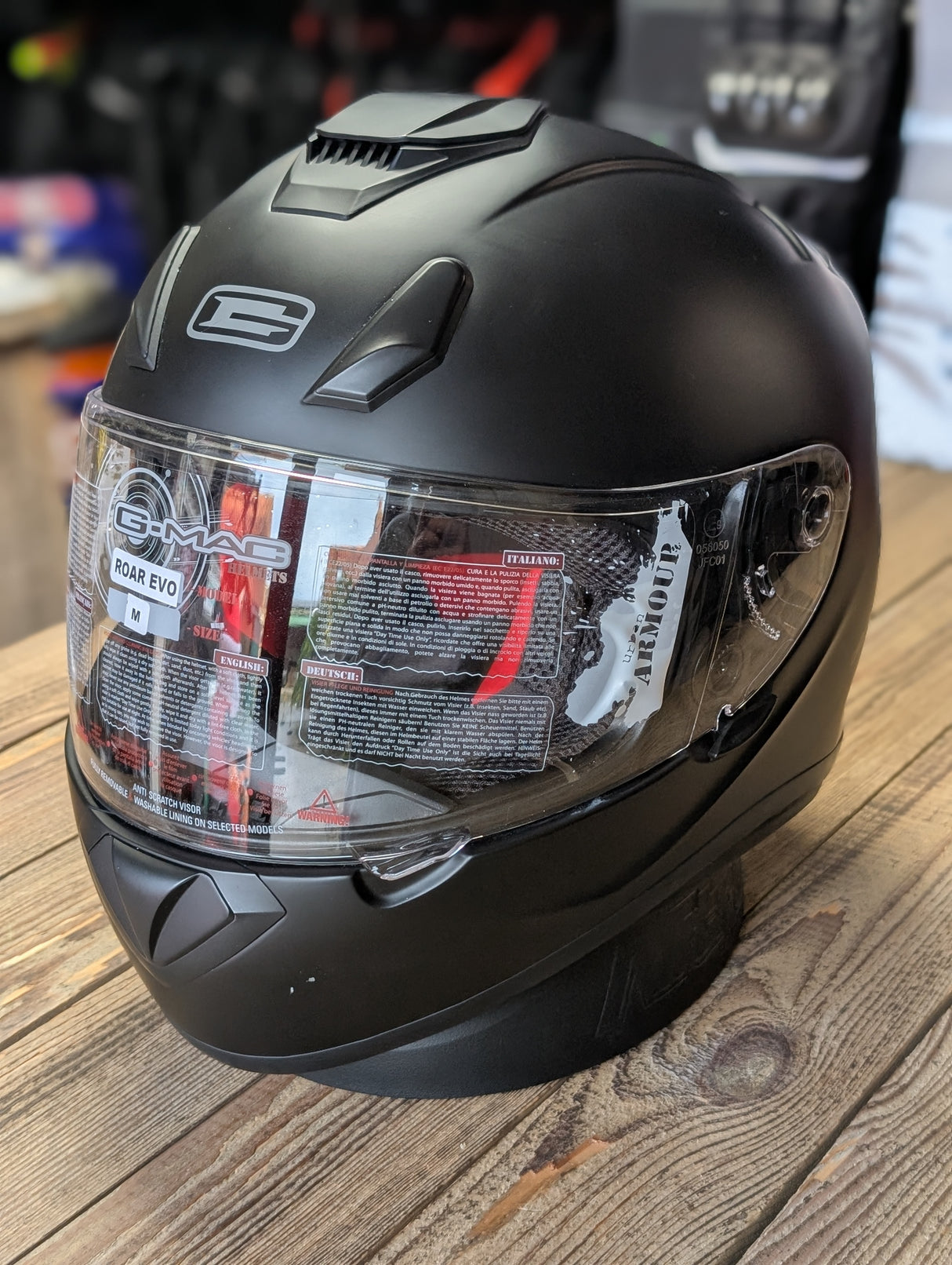 G-Mac Roar Evo Full Face Fibreglass Motorcycle Helmet Satin Black M