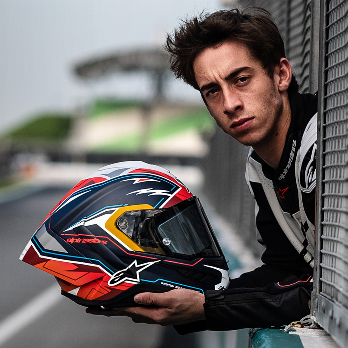 Alpinestars Supertech R10 Solid FIM Carbon Helmet