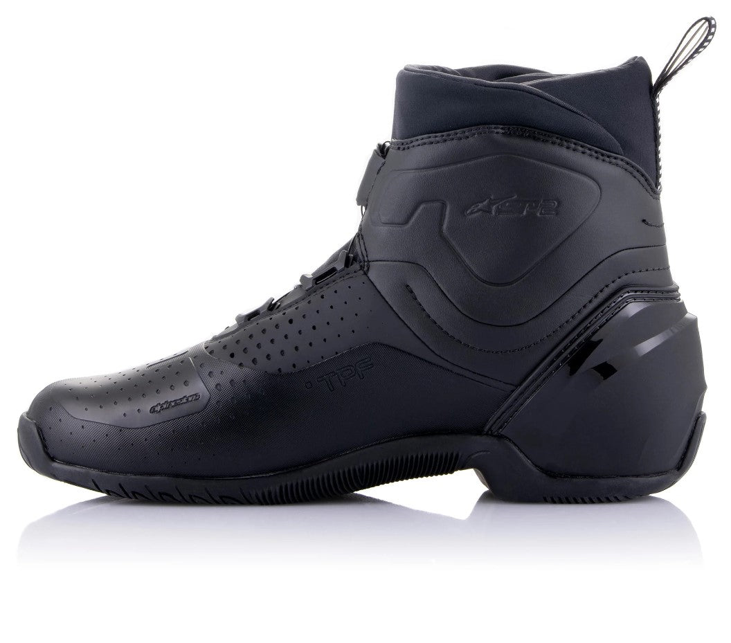 Alpinestars short best sale motorcycle boots