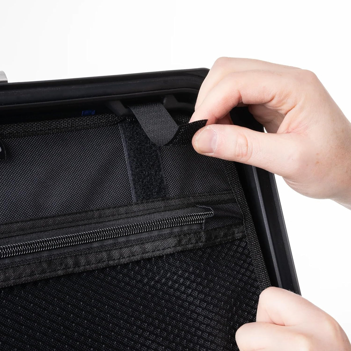 Oxford Roamer Universal Top Box Black with Universal Mounting Plate