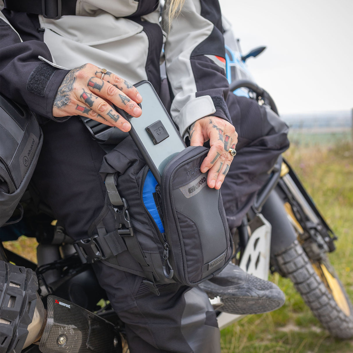 Oxford Atlas L-2 Waterproof Advanced Leg Pack Black 2L