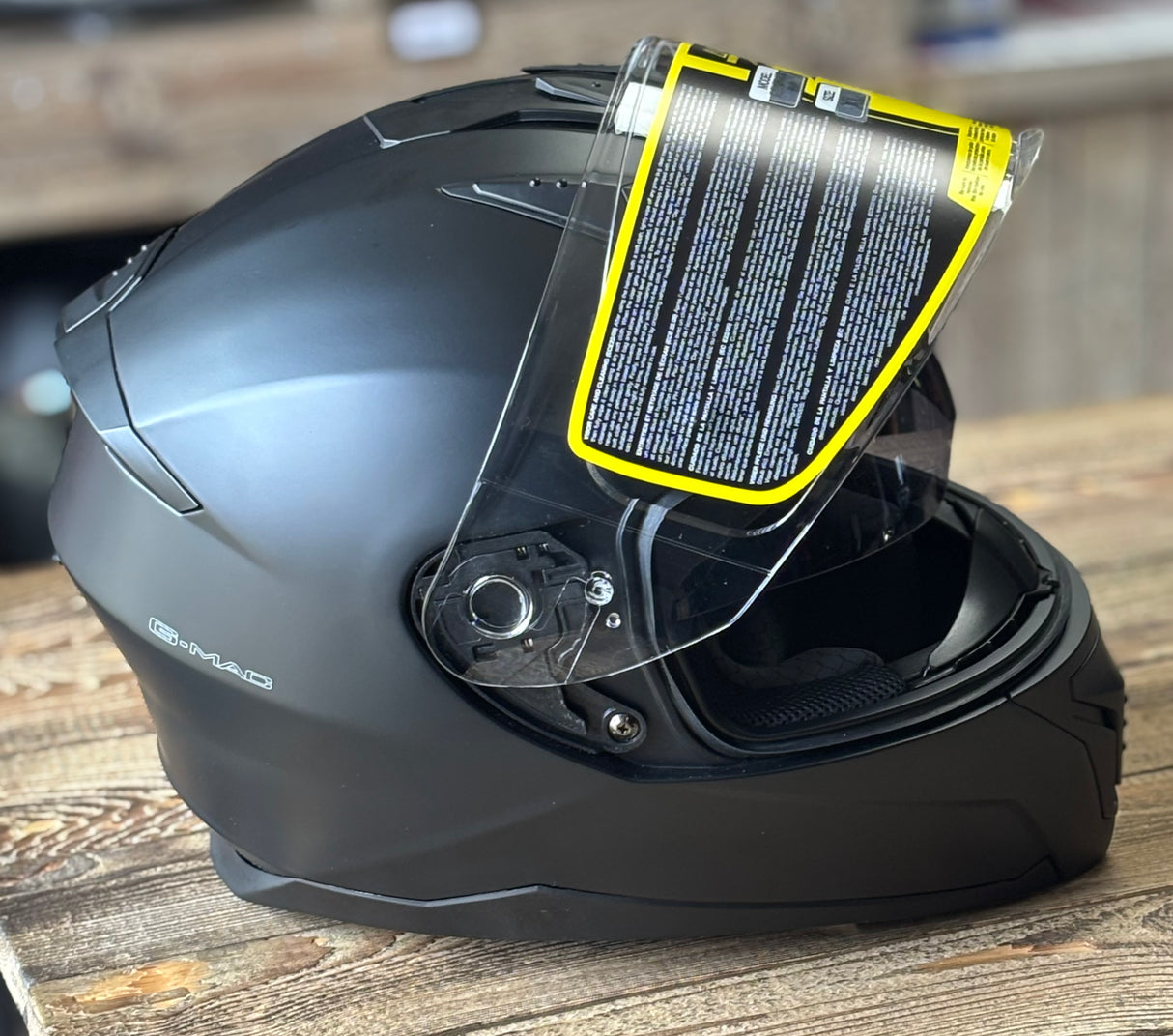 G-Mac Renegade Evo 22.06 Motorcycle Helmet (Broken DVS) Satin Black - XL