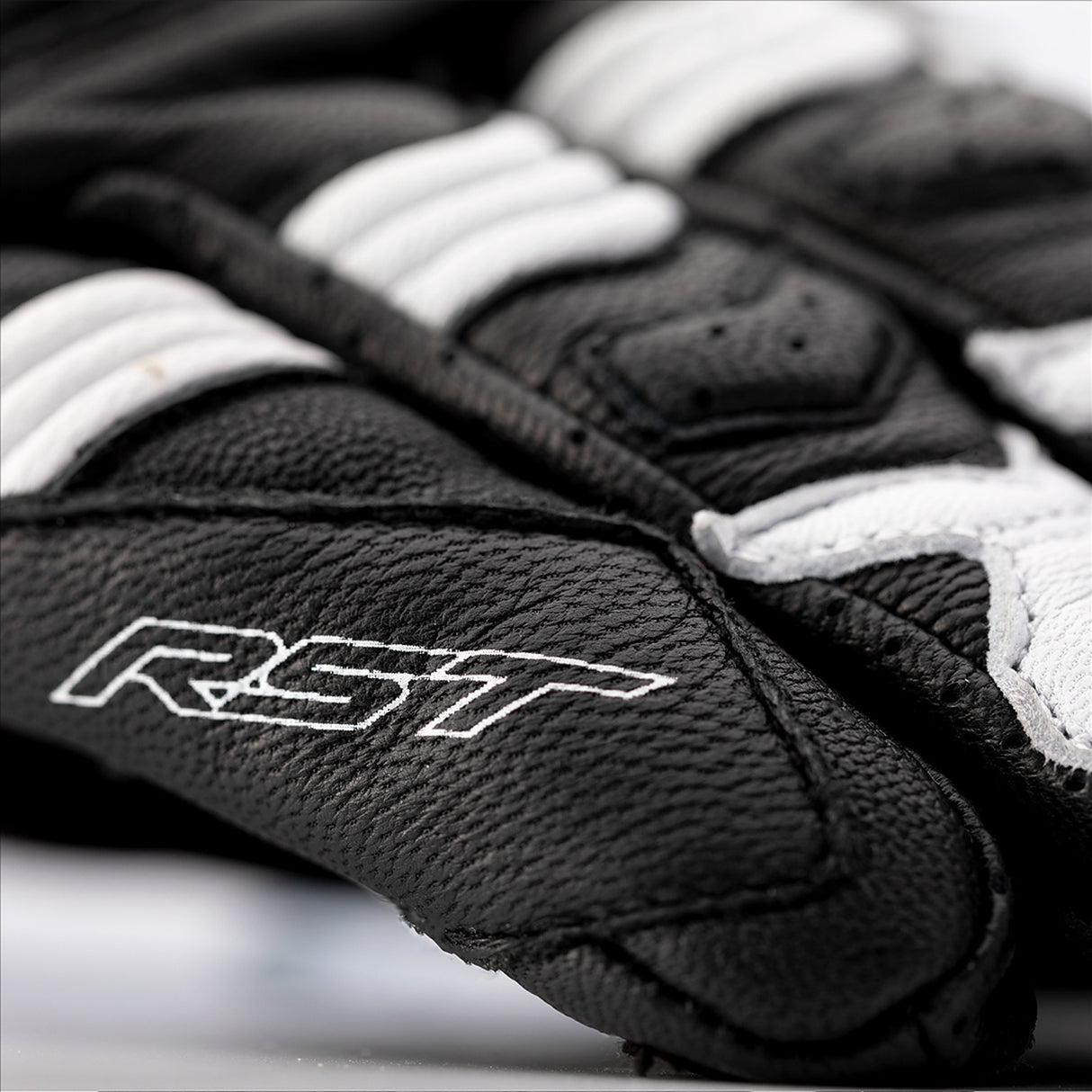 RST CE Mens Shortie Leather Glove - Black, White