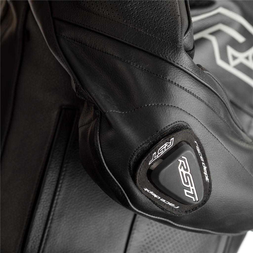 RST Tractech Evo R CE Leather Jacket - Black